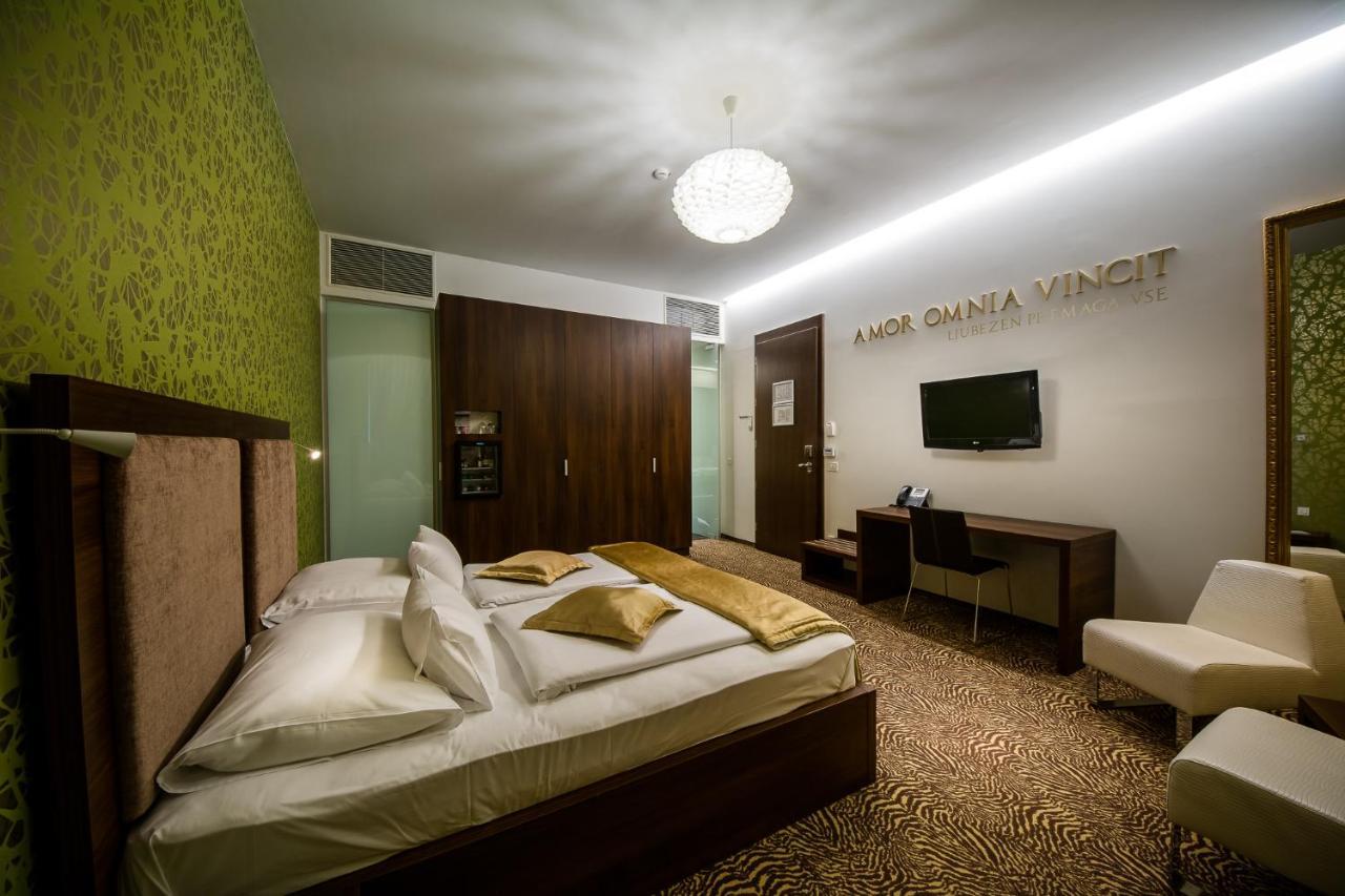 Rimske Terme Resort - Hotel Rimski Dvor Rimske Toplice Exterior photo